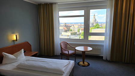 Hotel Am Terrassenufer in Dresden Hotel Am Terrassenufer in Dresden
